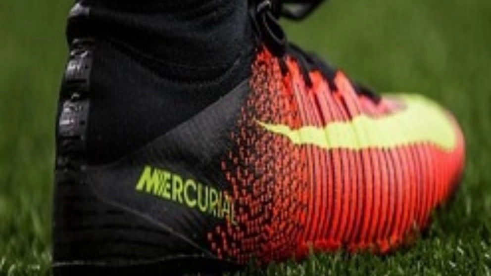 راهنمای خرید کفش فوتبال